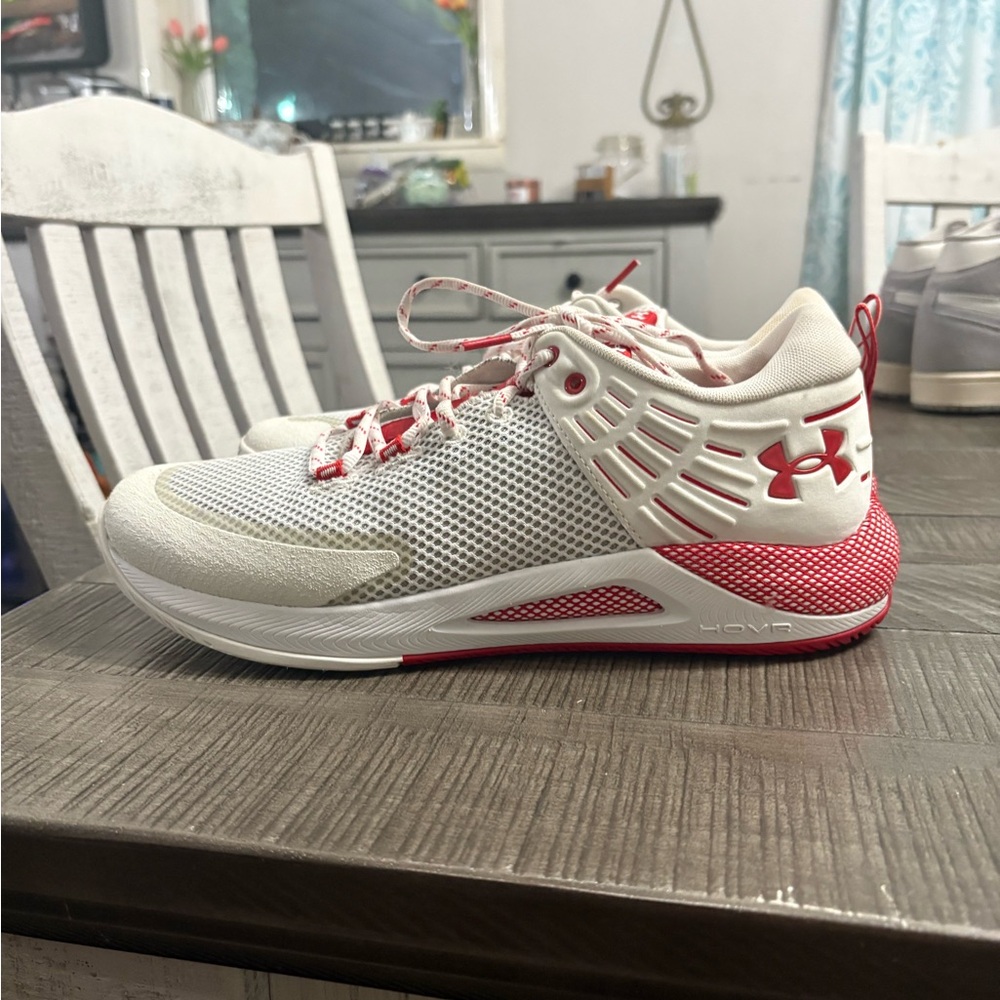 Under Armor Volleyball Shoes, Size 12 mens, never worn!